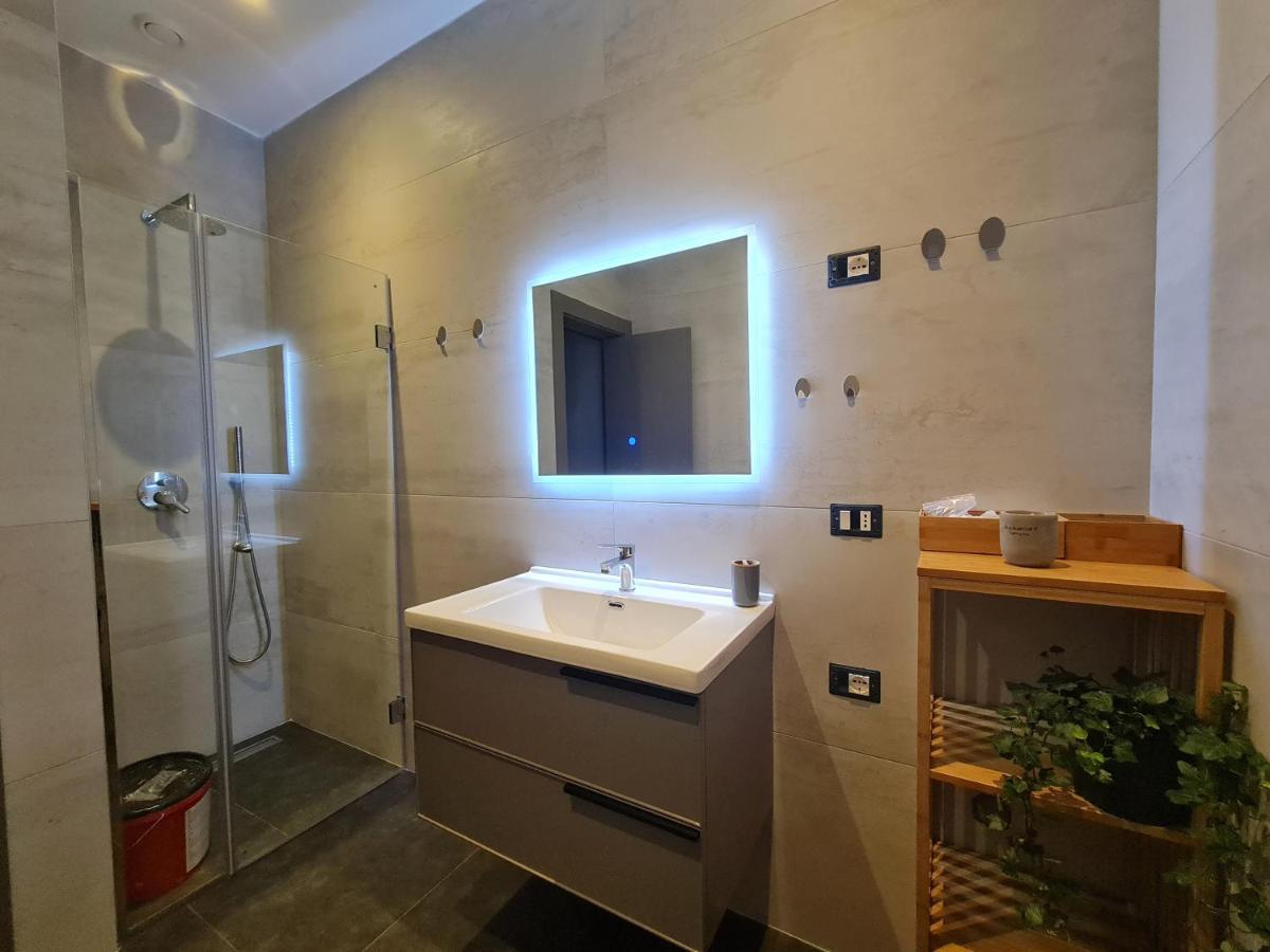 Rosemarine Villas Durrës Buitenkant foto