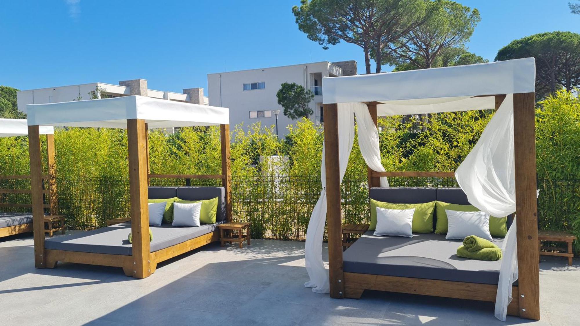 Rosemarine Villas Durrës Buitenkant foto
